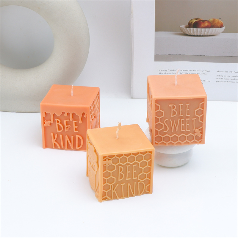3D Honeycomb Pillar Bee Silico - Art Craft And Design 评论和价格